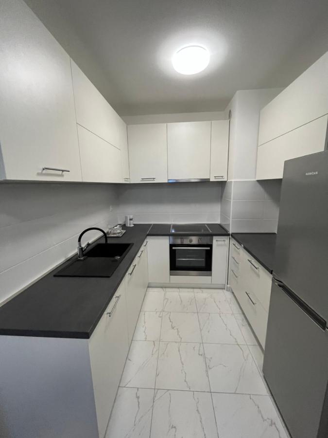 Anton Apartment *